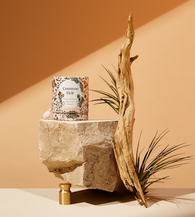 The formulation supports all-day hydration and skin barrier restoration over time, while soothing sensitive skin.