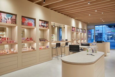 Credo has opened its newest store location in the Los Angeles neighborhood of Larchmont Village, featuring a new interior design from Klein, including increased space for treatments and services.