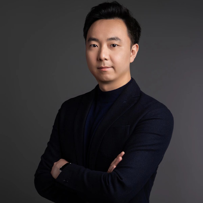 Steve Guo shared, “It is such an honor for me to join the roster of exceptional perfumers at Firmenich and take part in fulfilling the company’s creative vision.'