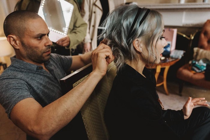 Learn how to create Phoebe Bridgers' hair look from the 2023 Met Gala from her hairstylist Josué Perez.