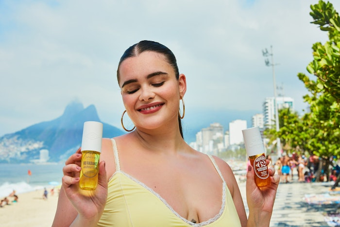 The campaign features Ferreira dancing through the streets of Rio de Janeiro and New York City, all while spritzing herself with Sol de Janeiro's signature perfume mists.