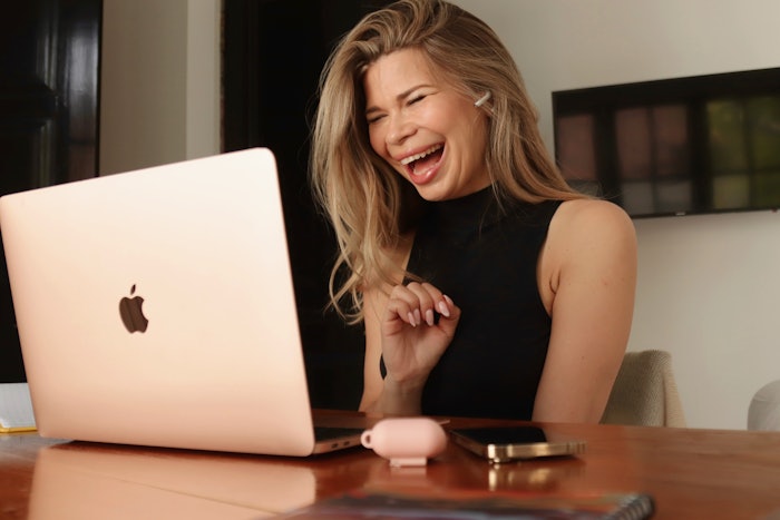 Celebrity manicurist Julie Kandalec, founder of Julie K Nail Artelier, has announced a new addition to her academy, Julie K Nail Academy: a 6-week online business course called Beauty EntrePRONeur.