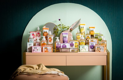 SoF, part of Kirk's Family of Natural Brands, uses FSC cartons and labels, BPA free bottles and PCR tubes.