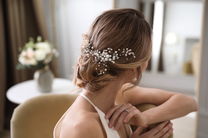 Beauty Daily by Clarins delved into Pinterest data to uncover the biggest bridal hair consumer trends beauty professionals can expect to see this year.