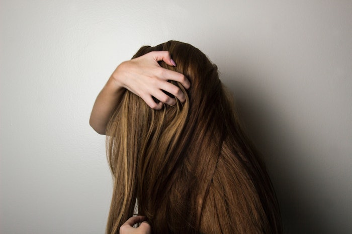 ScalpSure's early stages of research included a headspace analysis of the olfactive challenge directly collected from consumers' hair in which Givaudan’s malodor research teams in order to develop the most realistic scalp malodor model.