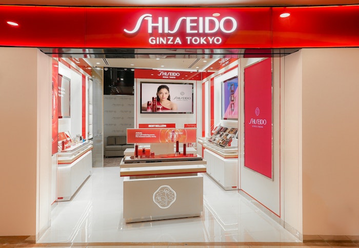Customers can explore Shiseido extensive range of skin care and makeup products at the 400 square foot boutique.
