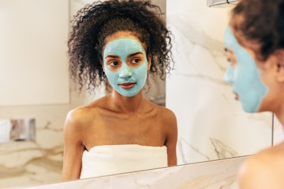 The majority of respondents report using a face mask as a regular part of their weekly skin care routine (37%) or an extra step when their skin needs special treatment (28%).