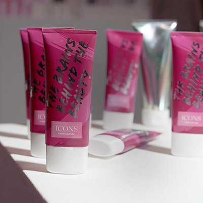 ICONS Beauty Group's expanded U.S. manufacturing leverages in-mold labelling (IML) technology.