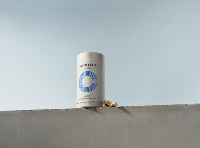 This clinically tested formula reduces mild to moderate acne breakouts and visibly improves post-acne dark spots with a proprietary Synergen Skin Complex and standardized 100% drug-free ingredients.