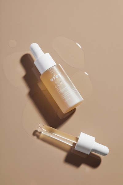 Arey's clinical trials reportedly showed that 97% of test subjects experienced improvement after using the serum, including 90% who reported an immediate reduction in scalp irritation.