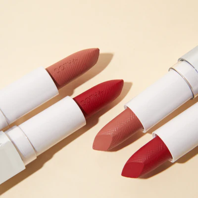Gotha's Executive Lipstick features a gummy texture with high payoff and no drying sensation. Its vibrant and vivid color reportedly lasts for hours and wears like a second skin.