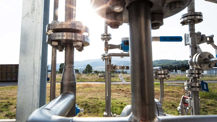 The transaction, finalized in September 2023, led to an official presentation of the teams in Peyruis, in the south of France, in early 2024.