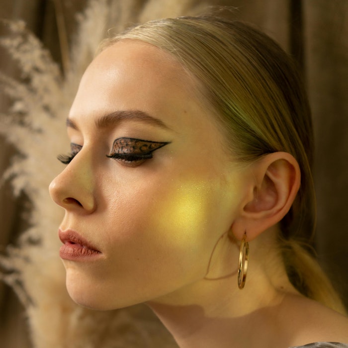 During 'The Future of Skin Care-infused Cosmetics,' Black Swan Data will apply the power of AI to more than 8 million consumer conversations across TikTok, Instagram and X to help predict the future of the category.