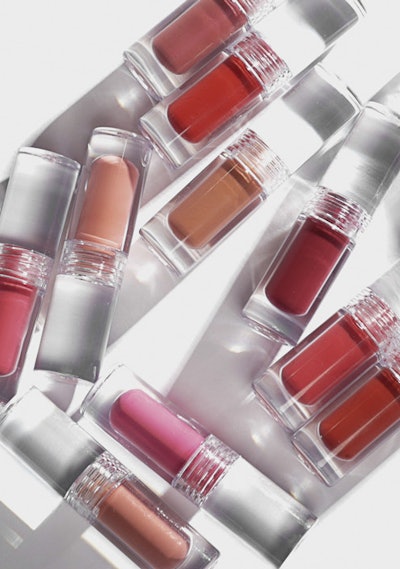 While hydration and protection are common claims in the lip oil sector, Solesence recently developed an extended shade range for lip oils comprising SPF defense.