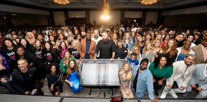 Hosted by Mireya Villarreal and Julie Hightower, Beauty Gives Back is a movement that was packed with influential beauty industry leaders, artists and beauty brands, joining together to support and mentor guests.