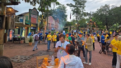 The Sunset Carnival Celebration Dinner, sponsored by Provital, was held at the Brazil, Argentina and Paraguay three borders meeting point. Attendees experienced the vibrant dances, foods and libations of each culture, captivated by the energy of the Brazilian Carnival.