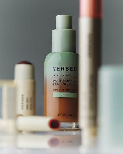 Skin Solution Multi-Serum Skin Tint SPF 40, lightweight coverage meets SPF protection with active skin care benefits for all-day hydration.