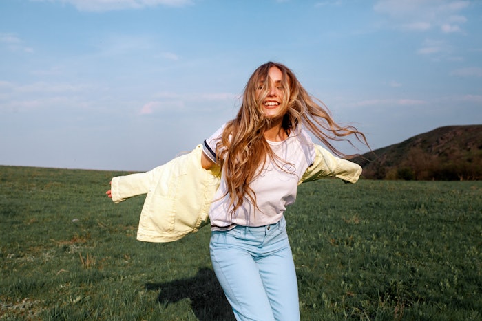 Sourced from chickpea extract, FibraShield C can be applied in daily leave-in care, styling, thermal protection, anti-pollution, sun protection, well-aging and hybrid formulations to address dry and damaged hair, including chemically-treated and mechanically damaged hair, as well as fragile hair types such as textured, aged or gray hair.