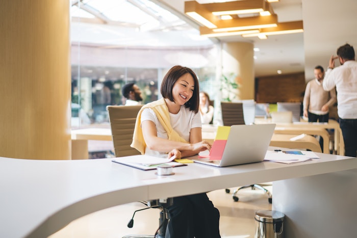 We’re offering special discount codes to those in the beauty industry who are currently in between roles or have recently experienced a layoff.