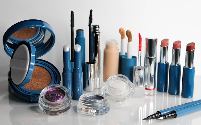 The new the Electric Disco collection from MPlus Cosmetics featurng products for the eyes, lips and face.