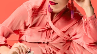 Women's fragrances and high-concentration formats have driven significant growth in 2025.