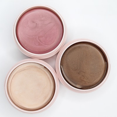Halo Melt was a multi-purpose melting balm with 75% natural origin content, available in three shades: rose gold, magenta and brown.