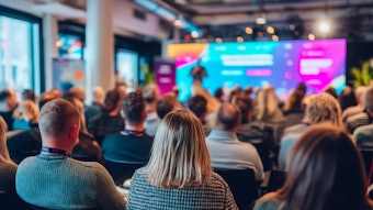 The main stage show will feature programs on trends, color, regulatory issues and more while the pre-day sessions will focus on makeup formulation and product development.