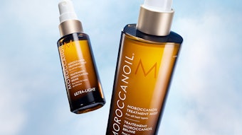 Aptar Beauty provided technical expertise through in-house services, guiding the brand towards the Euromist Technical, a pump especially engineered to dispense oil-based formulas. For Moroccanoil’s Treatment Mist, Aptar Beauty created an exclusive champagne color pump in a smooth matte finish that not only dispenses the product in an ultra-fine mist but also aligns with the aesthetics of the brand.