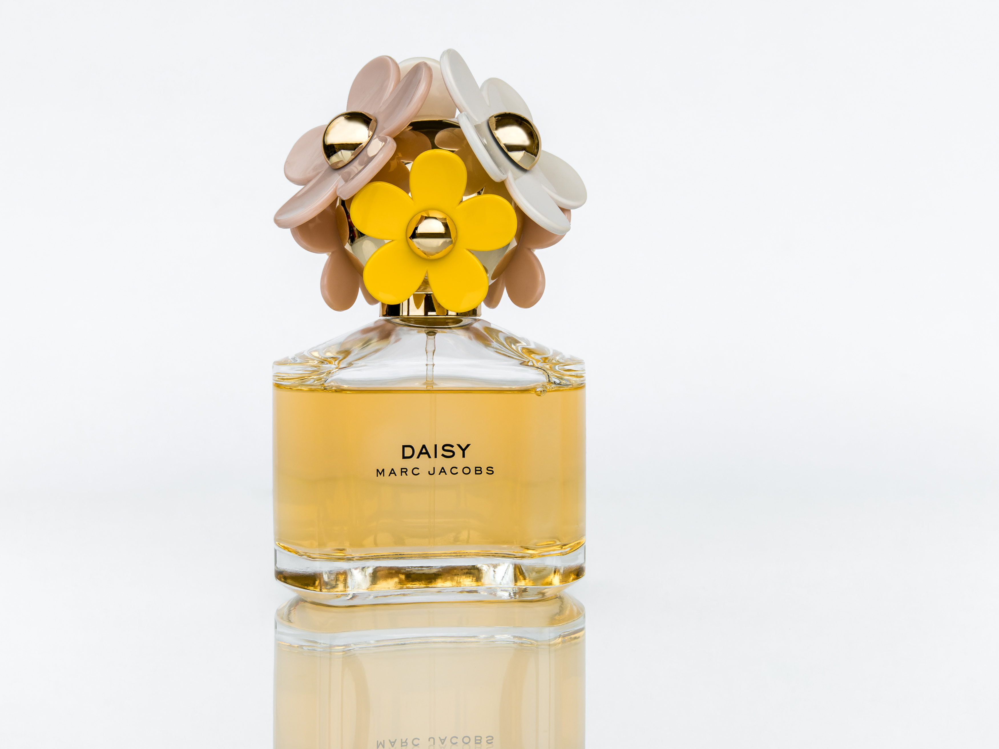 Coty has announced plans to more closely integrate its prestige beauty and mass fragrance businesses, reaffirming its commitment to its heritage and core strengths as a fragrance powerhouse.