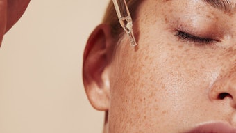 The potential drawbacks of retinol have left users looking for a retinol alternative—one that provides the same level of benefits without the harshness.