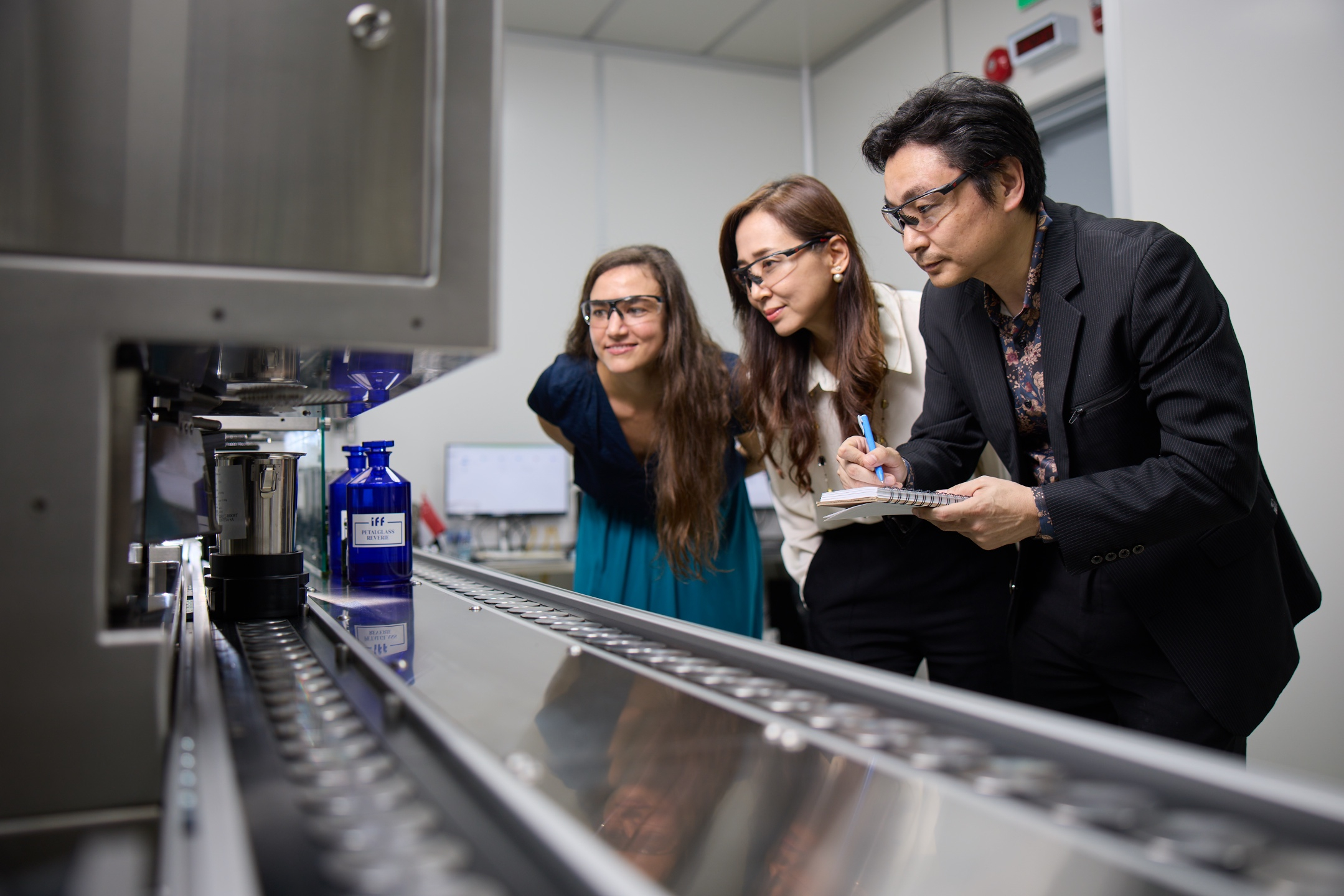 This advanced industrial dosing system can produce fragrance sample batches on demand in minutes, according to the company&rsquo;s press release.