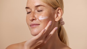 DS-CERAmix-VTM is a bio-designed, skin-inspired liquid crystal lamellar system.