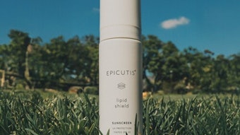 Lipid Shield formula pairs EWG-validated non-nano zinc oxide with TSC (disodium tetramethylhexadecenyl succinoyl cysteine).