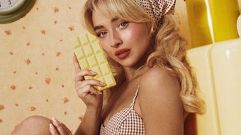 Sweet Tooth Lemon Pie includes fragrance notes of Italian bergamot, candied lemon zest, condensed milk and graham cracker crust.