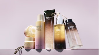 The brand’s name is inspired by the Korean phrase “haruharu,” meaning “day by day,” and has grown rapidly since its launch, expanding into more than 150 countries and partnering with over 90 retailers worldwide within just five years.