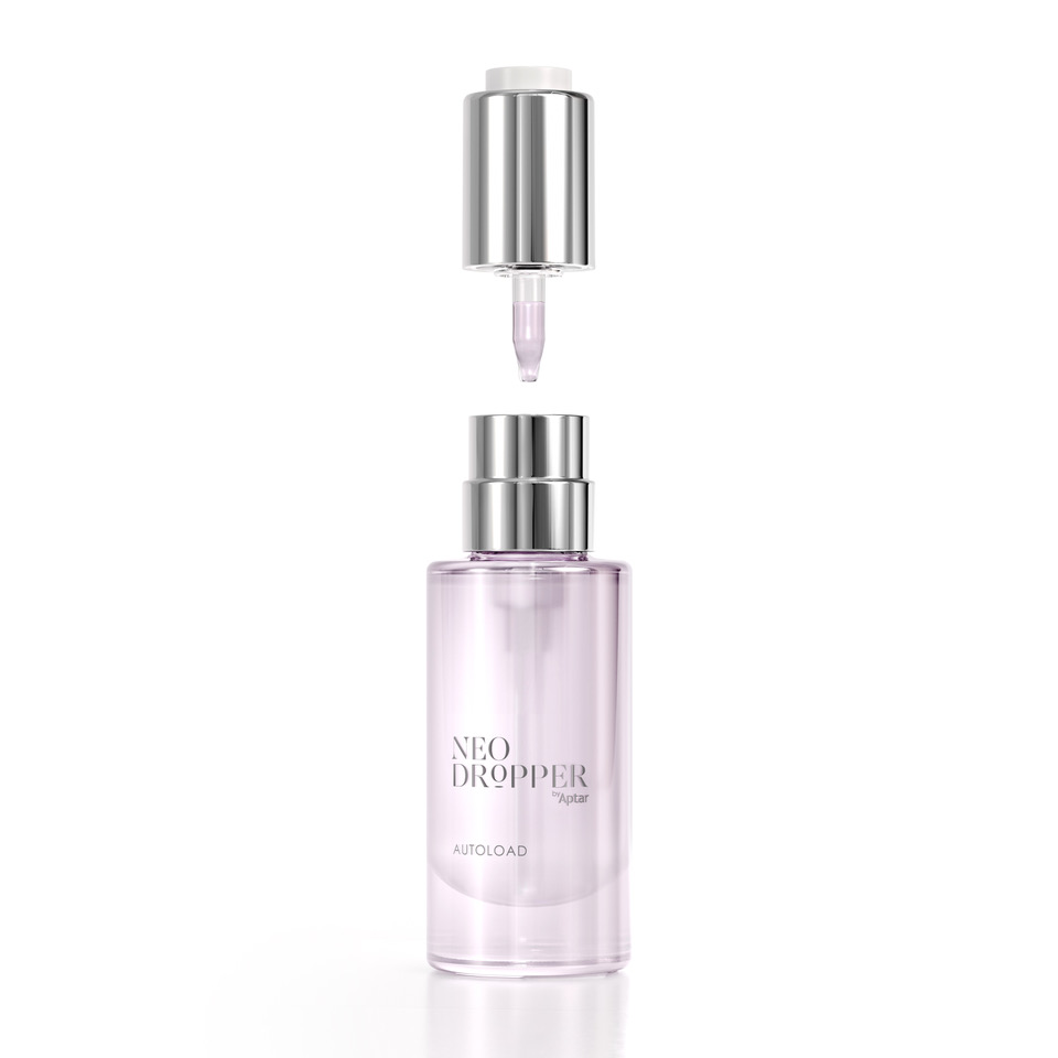 By preventing direct contact between the formula and the applicator, the system significantly reduces bacterial exposure, an increasingly critical requirement for dermocosmetic, sensitive-skin and active-driven skin care formulas, per Aptar.