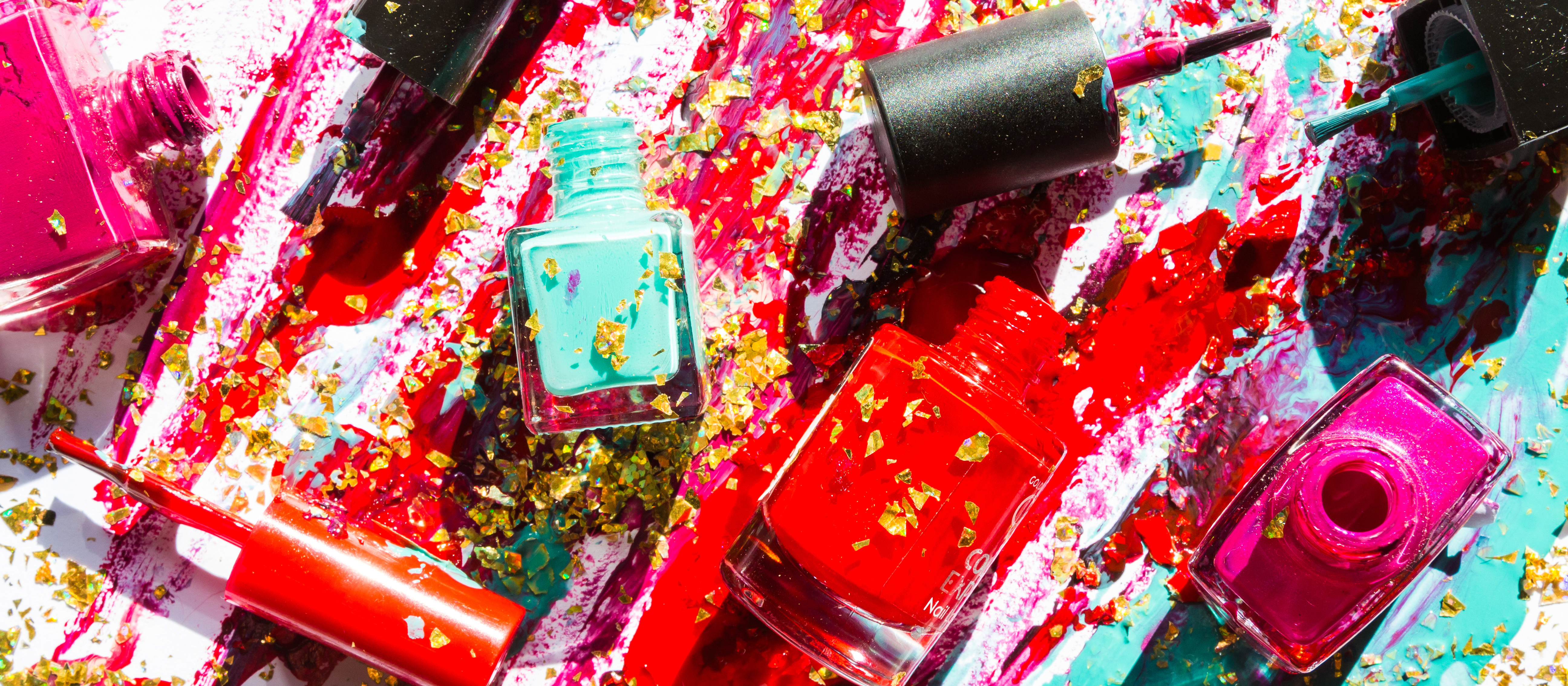 The professional beauty channel is represented by Cosmo Hair, Nail & Beauty Salon, hosting 1,079 companies from 51 countries, showcasing innovation across salon services, haircare, nail technologies, aesthetics, and wellness.