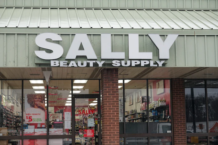 Within the company&rsquo;s operating segments, Sally Beauty Supply delivered the strongest performance. Segment sales increased 4.1% to $521.2 million, while comparable sales rose 2.5%, reversing declines seen a year earlier.