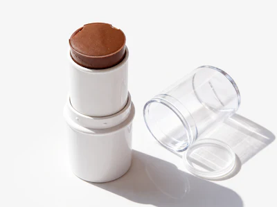 The Pure Canvas Priming Stick—Hybrid Color from Cosmetic Group USA is billed as a streamlined, “accountable sustainability” answer to multi-step routines.
