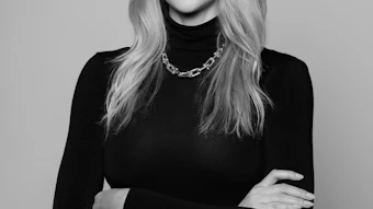 In her newly created role, Boyd will establish and lead a centralized global brand communications organization responsible for aligning communications across Estée Lauder's brands while developing a cohesive enterprise-wide strategy.