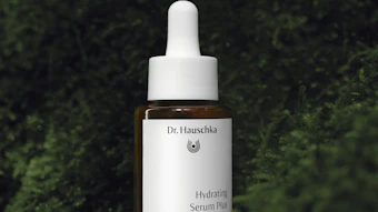 The serum is made up of over 90% active ingredients derived from 12 medicinal plants.